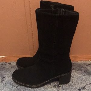 -•-Black Dockers brand ankle boots-•-